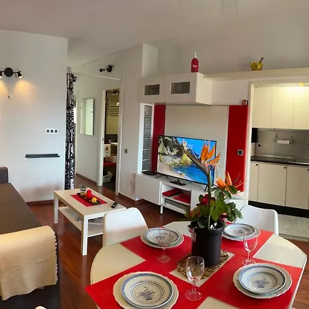 El Balcon De La Chus 公寓 滨海略雷特